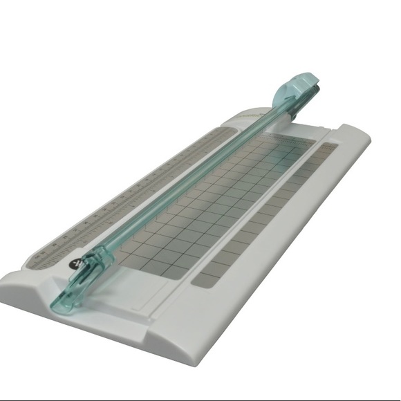 Wescott Carbo Titanium 9” Trimmer - Picture 2 of 4